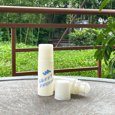 購入 マッサージオイル プラスチックのロールオンボトル 流出防止のプラスチックのロールオンボトル online manufacture