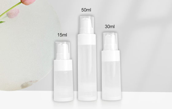 15ml 30ml 空気のないスキンケアボトル 半透明な空のスキンケア容器の梱包