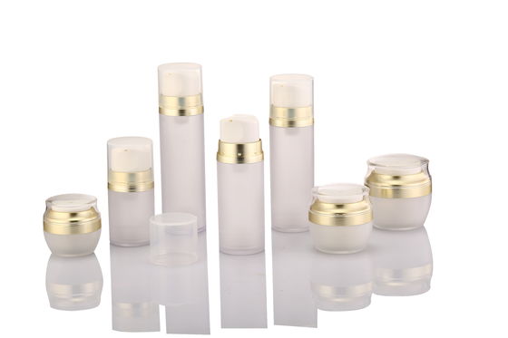 50ml から 150ml ローション 凍結式 空気のないポンプ ボトル シャワーボトル用の化粧容器